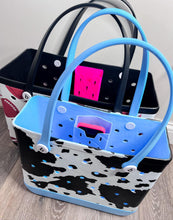 Load image into Gallery viewer, Cellphone attachment for EVA Totes - Elevated Boutique CO
