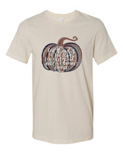 Load image into Gallery viewer, Give Thanks to the Lord Graphic Tee - Elevated Boutique CO
